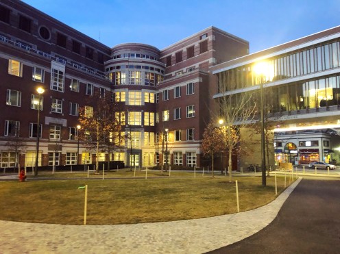 The outside of the Harvard Kennedy School in the evening 